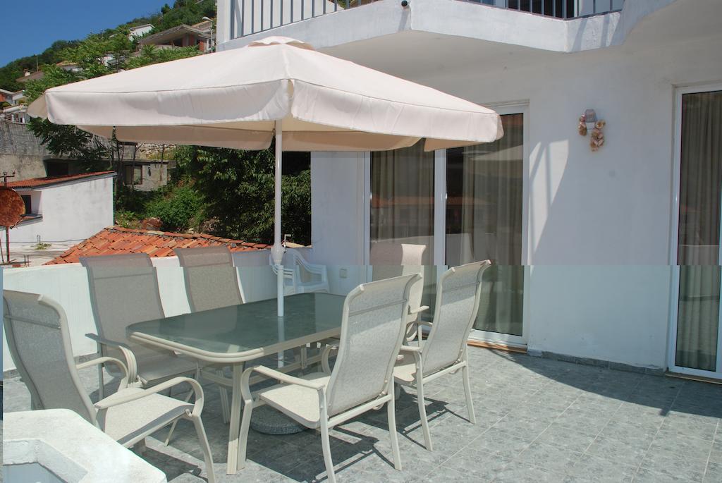 Apartments Ismy Ulcinj Quarto foto