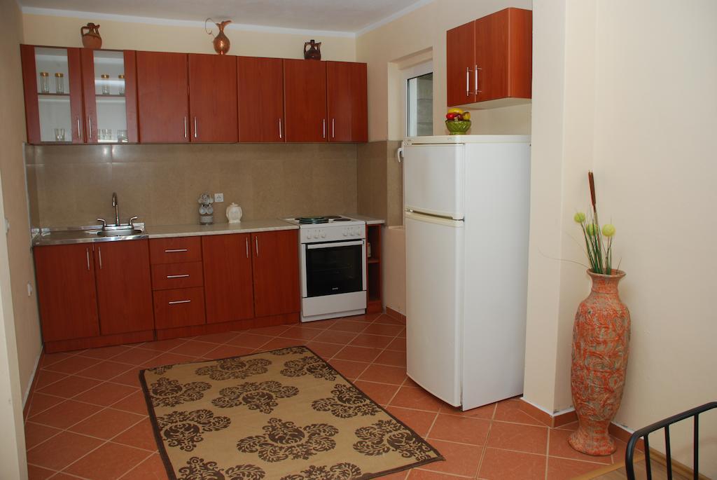 Apartments Ismy Ulcinj Quarto foto