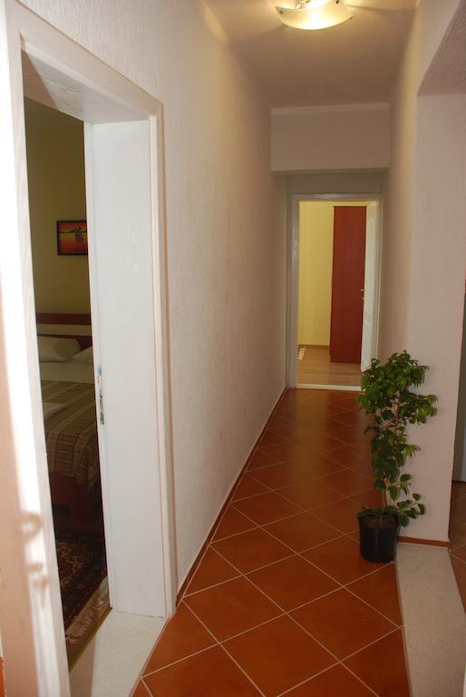 Apartments Ismy Ulcinj Quarto foto